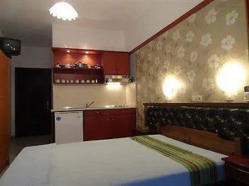 Blue Sky Villas Отель *