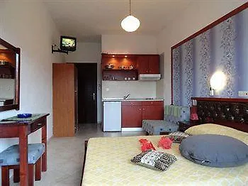 Hotel Blue Sky Villas *
